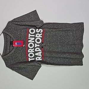 NBA small gray Toronto Raptors short sleeve shirt